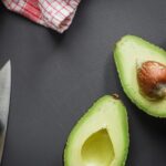 Aguacate Calorias: ¿100 Kcal de Aguacate son como 100 Kcal de Pastel?