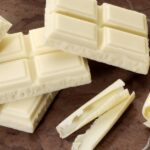 ¿Chocolate Blanco: Verdadero Chocolate o Dulzura Engañosa?  Análisis de Ingredientes