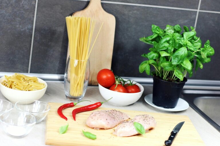 ¿Pasta o carne: Qué engorda más según un nutricionista?